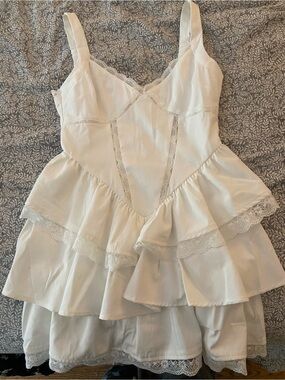 The Vintage Shop Lace-Trim Tiered Slip Dress